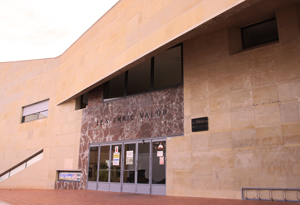 Fachada principal IES Enric Valor